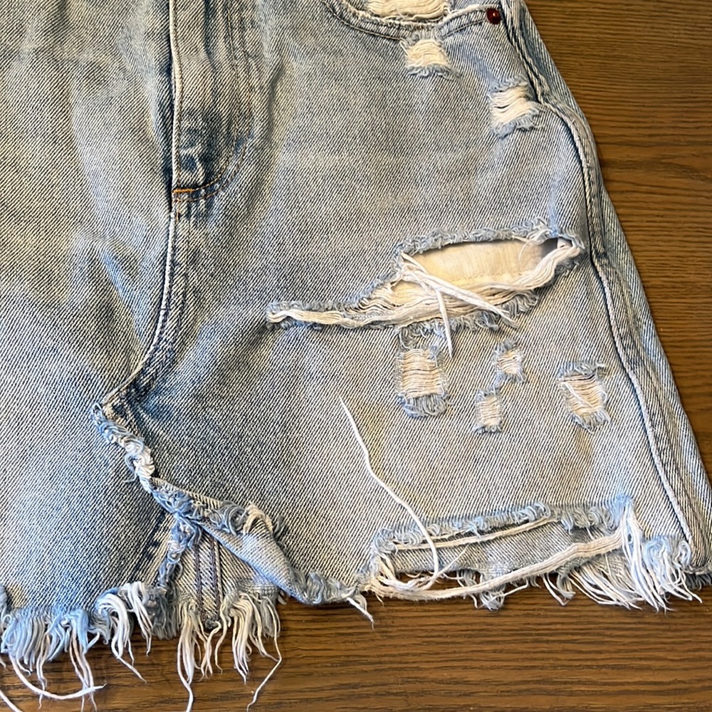 Abercrombie Sz 2/26 distressed jean denim skirt soft denim like new condition - Picture 3 of 9